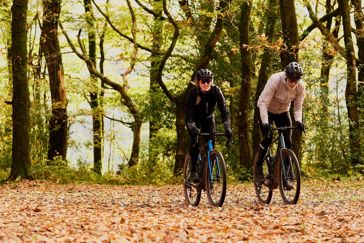 ZO BLIJF JE VEILIG DOORFIETSEN IN DE HERFST