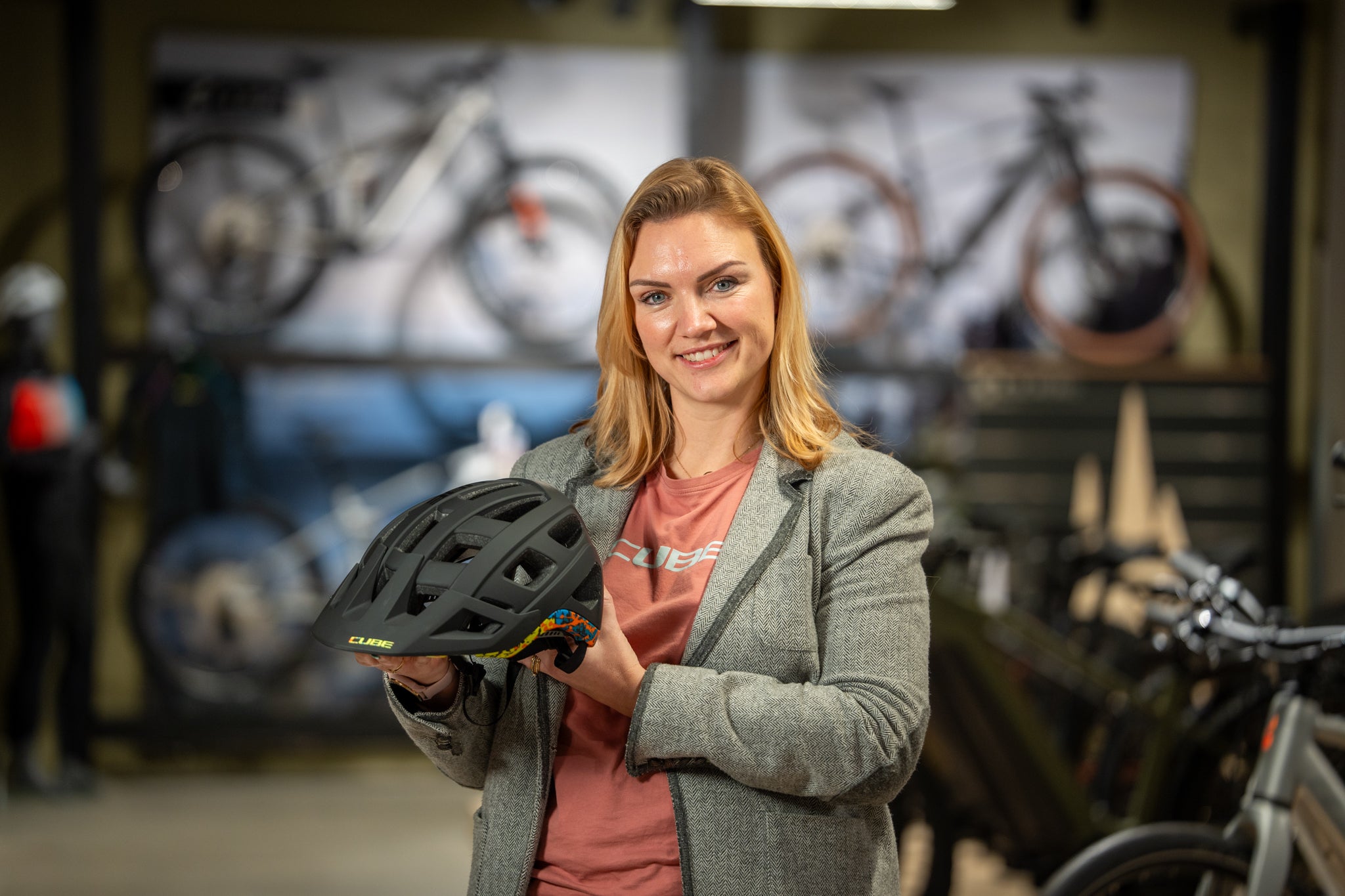 VERKOOPMEDEWERKER CUBE STORE ASSEN
