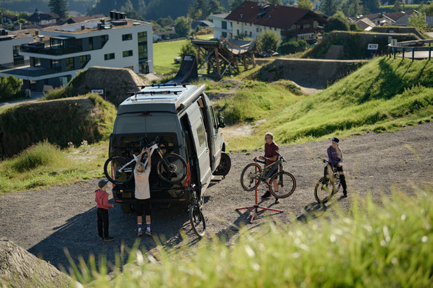 DE 5 BESTE MANIEREN OM JE FIETS TE VERVOEREN
