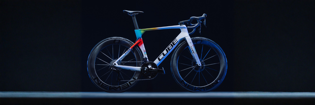 CUBE WORDT VANAF 2026 OFFICIËLE BIKESPONSOR VAN TEAM TOTALENERGIES