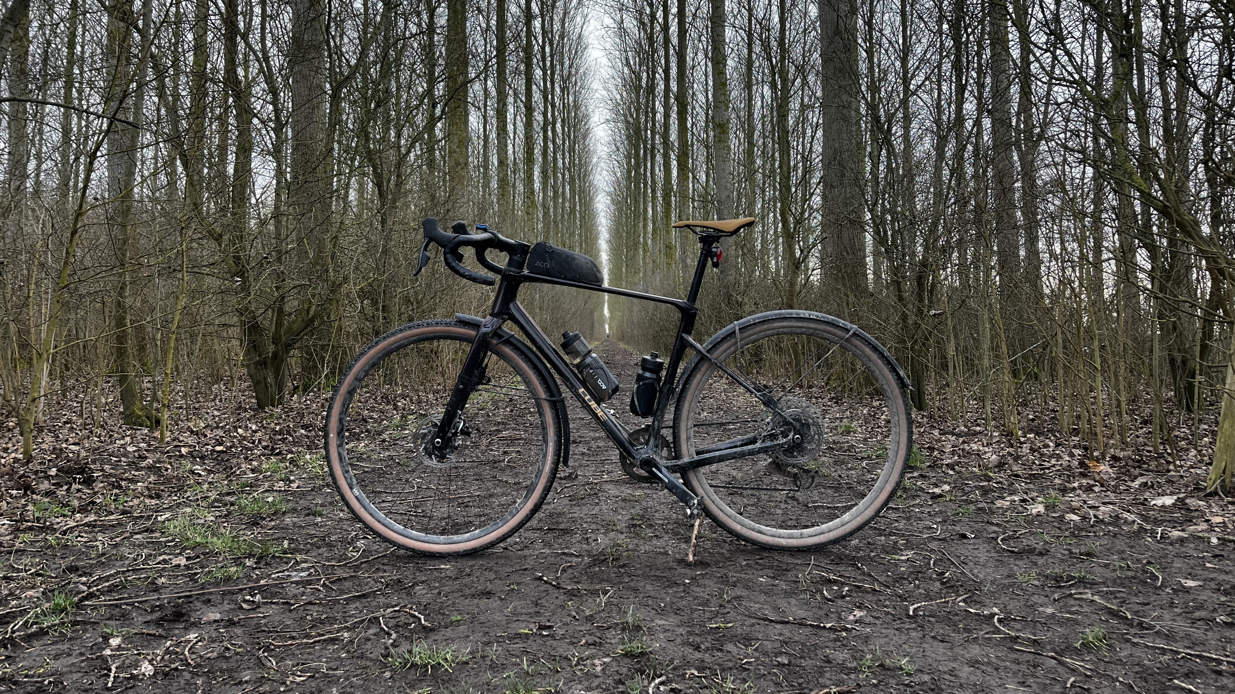 GETEST: ACID MUDGUARD SET GRAVEL 28'' BLACK