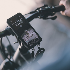 CUBE fiets met telefoonhouder