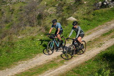 Gravel kleding