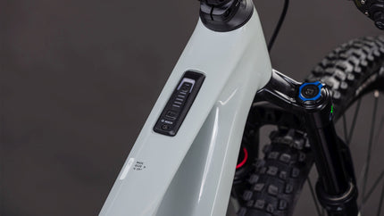 CUBE AMS HYBRID ONE44 C:62 RACE 400X REEDBEIGE/BLACK