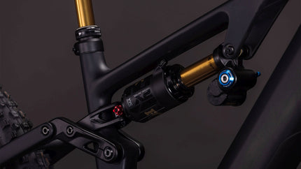 CUBE AMS HYBRID ONE77 C:62 AT 600X CARBON/GOLD