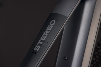 CUBE STEREO HYBRID ONE22 PRO 800 SLABGREY/CHROME