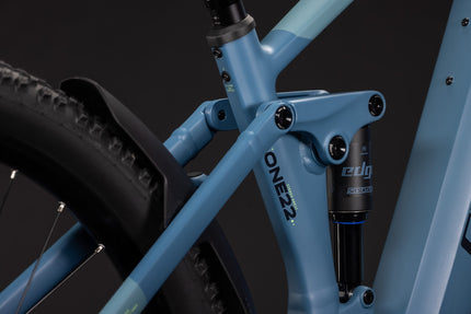 CUBE STEREO HYBRID ONE22 PRO 800 BLUESAPPHIRE/BLUE
