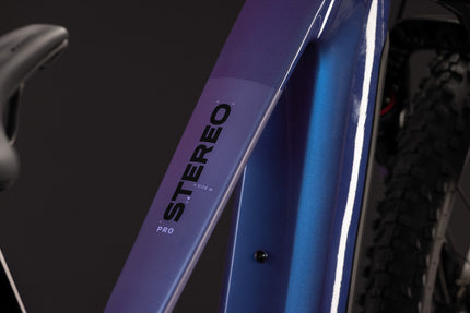CUBE STEREO HYBRID ONE44 PRO 800 BLUEIRIS/PURPLE