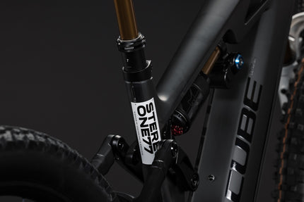 CUBE STEREO HYBRID ONE77 HPC AT 800 CARBON/WHITE