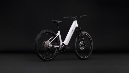 CUBE REACTION HYBRID RACE 800 SNOW/BLACK