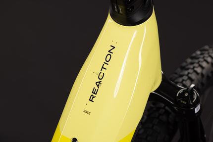CUBE REACTION HYBRID RACE 800 BANANASPLIT/BLACK
