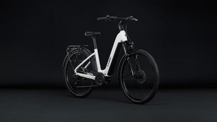 CUBE TOURING HYBRID ONE 600 METALLICWHITE/CHROME