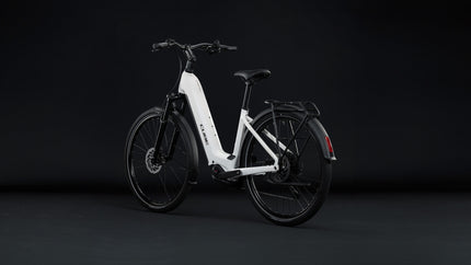 CUBE TOURING HYBRID ONE 600 METALLICWHITE/CHROME