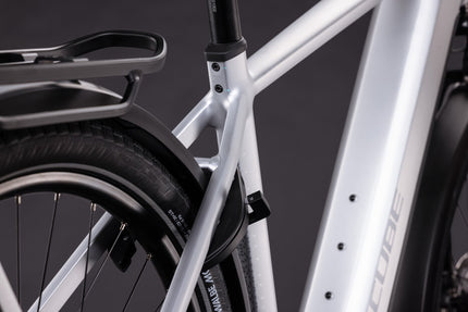 CUBE KATHMANDU HYBRID ONE 800 SILVERSTAR/REFLEX
