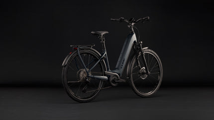 CUBE KATHMANDU HYBRID PRO 800 COAL/BLACK