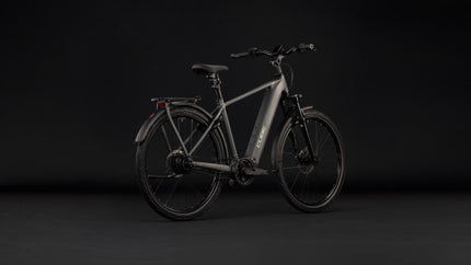 CUBE KATHMANDU HYBRID DELUXE PRO 800 BLACKFOREST/CHROME