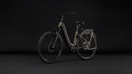 CUBE KATHMANDU HYBRID EXC 800 STELLAR/CHROME