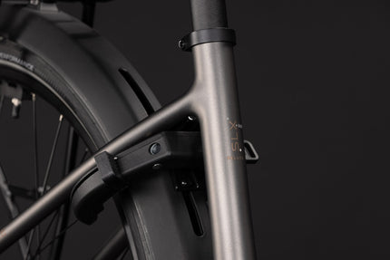 CUBE SUPREME HYBRID DELUXE SLX 600 TEAK/CHROME