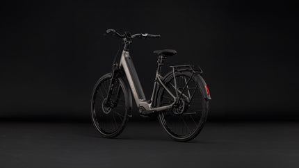 CUBE SUPREME HYBRID DELUXE SLX 600 TEAK/CHROME