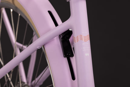 CUBE ARUBA HYBRID 600 COTTONCANDY/CREME