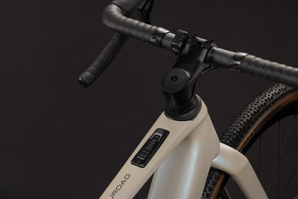 CUBE NUROAD HYBRID C:62 SLX 400X GLINTSAND/BLACK