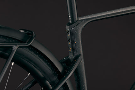 CUBE NULANE HYBRID C:62 SLX 400X FE MINERALBLACK/ORANGE