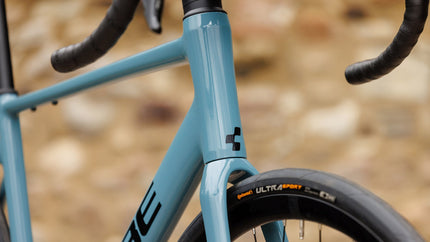 CUBE ATTAIN PRO SURFBLUE/BLACK