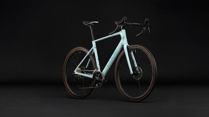 CUBE ATTAIN C:62 RACE FROSTYMINT/MINT