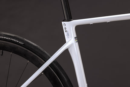 CUBE ATTAIN C:62 SLX METALLICWHITE/BLACK