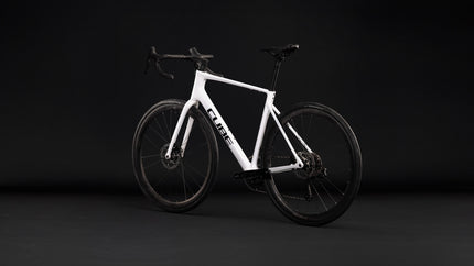 CUBE ATTAIN C:62 SLX METALLICWHITE/BLACK