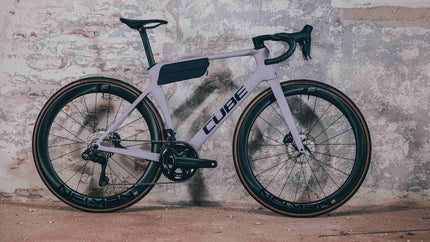 CUBE AGREE C:62 RACE LILACFIBRE/BLACK