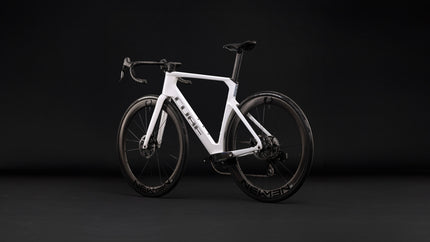 CUBE LITENING AERO C:68X PRO CHALKY/BLACK