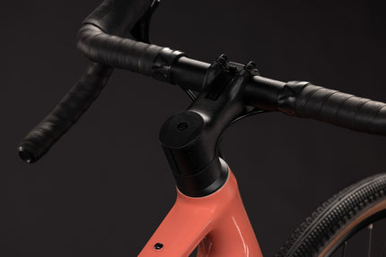 CUBE NUROAD ONE SPICYPAPAYA/BLACK