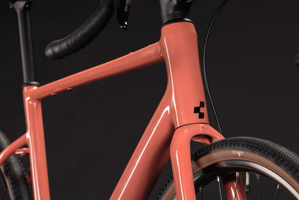 CUBE NUROAD ONE SPICYPAPAYA/BLACK