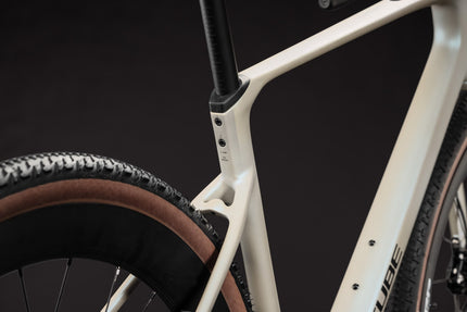 CUBE NUROAD C:62 SLX GLINTSAND/BLACK