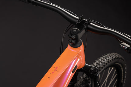 CUBE AIM ONE SALMON/BLACK
