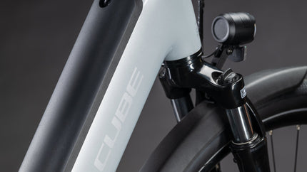 CUBE SUPREME HYBRID COMFORT ONE 600 FOGGREY/REFLEX