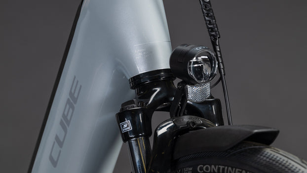 CUBE SUPREME HYBRID COMFORT ONE 600 FOGGREY/REFLEX – cubestores.nl