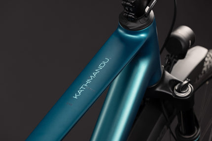 CUBE KATHMANDU EXC METALLICPETROL/SEA