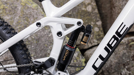 CUBE TWO15 RACE POWDERGOLD/BLACK