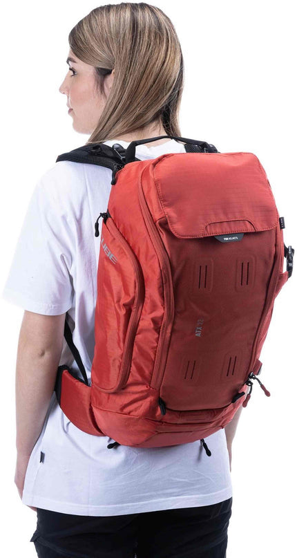 CUBE Backpack Atx 22 Red