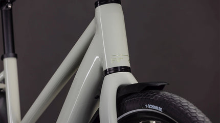 CUBE EDITOR HYBRID SLX 400X FE REEDBEIGE/CHROME
