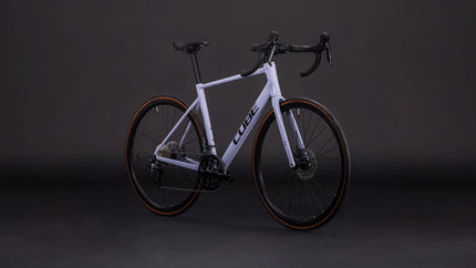 CUBE ATTAIN RACE CYCLAMEN/BLACK