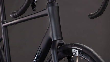 CUBE ATTAIN SLX COAL/PRISM