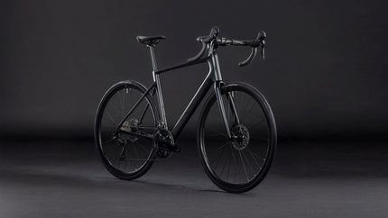 CUBE ATTAIN C:62 RACE BLACKLINE