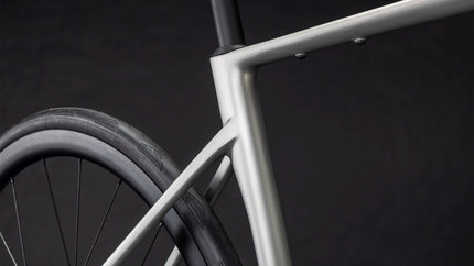 CUBE ATTAIN C:62 SLX SLEEKGREY/PRISM