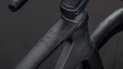 CUBE LITENING AERO C:68X RACE BLACKLINE