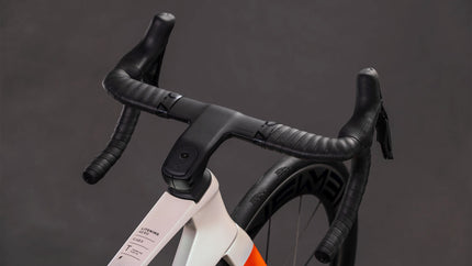 CUBE LITENING AERO C:68X SLT TEAMLINE