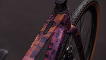 CUBE NUROAD C:62 EX SHIFTBLUSH/ART
