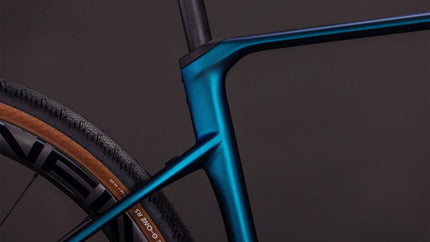 CUBE NUROAD C:62 RACE NEBULA/BLUE
